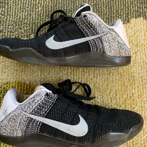 Kobe 11 last emperor signed by John wall